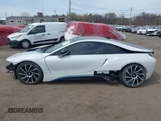 2016 BMW i8 with VIN WBY2Z2C53GV675600, listed as a IAAI auction lot 42079477 with 26,756 mi miles. Bid and sale history available at carsss.com. Image 14.