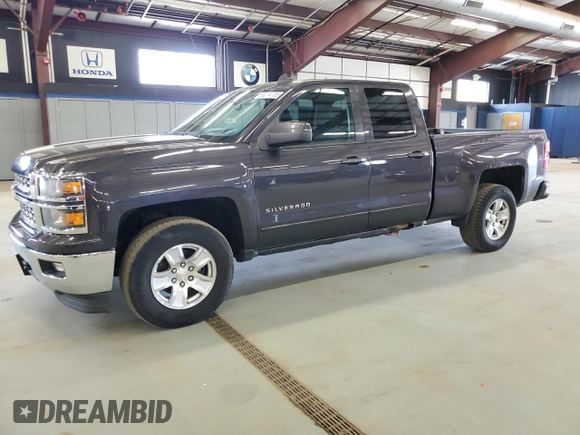 2015 Chevrolet Silverado 1500 LT with VIN 1GCVKREC1FZ395785, listed as a Copart auction lot 55074705 with 158,944 mi miles and Clean Title. Bid and sale history available at carsss.com. Image 1.