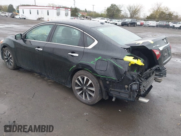 2018 Nissan Altima SR with VIN 1N4AL3AP9JC139011, listed as a IAAI auction lot 42018392 with 163,674 mi miles and . Bid and sale history available at carsss.com. Image 3.