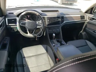 2021 Volkswagen Atlas SE with VIN 1V2WR2CA2MC575199, listed as a Copart auction lot 54933665 with 101,709 mi miles and Salvage title. Bid and sale history available at DreamBid. Image 8.