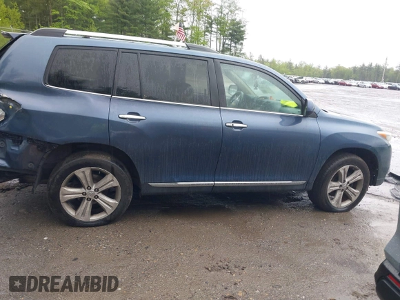 2012 Toyota Highlander Limited with VIN 5TDDK3EH8CS173407, listed as a IAAI auction lot 42327833 with 128,909 mi miles and . Bid and sale history available at DreamBid. Image 13.