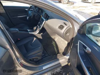 2017 Volvo S60 Inscription with VIN LYV402HKXHB137304, listed as a IAAI auction lot 41415830 with 140,598 mi miles. Bid and sale history available at carsss.com. Image 5.