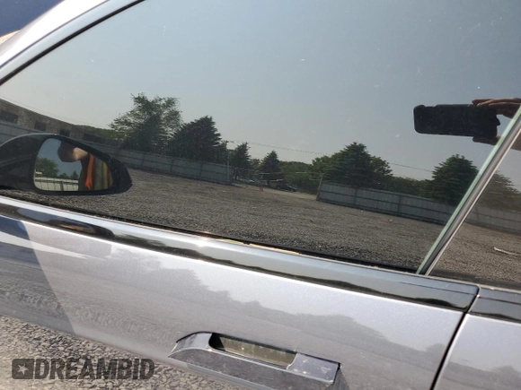 2023 Tesla Model S Plaid z VIN 5YJSA1E61PF518977, wystawiony jako Copart lot #60391625 z przebiegiem Nie podano mil oraz Szkoda całkowita • Salvage title. Historia ofert i sprzedaży dostępna na DreamBid. Obrazek 7.
