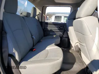 2013 Ram 2500 Tradesman z VIN 3C6TR5CT0DG611452, wystawiony jako Copart lot #88534175 z przebiegiem 231 990 mil mil oraz Czysty tytuł • Clean title. Historia ofert i sprzedaży dostępna na DreamBid. Obrazek 10.