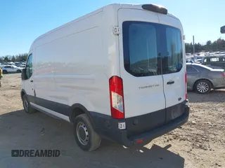 2020 Ford Transit Cargo with VIN 1FTBR1C84LKA91255, listed as a IAAI auction lot 41067146 with 165,207 mi miles. Bid and sale history available at carsss.com. Image 3.