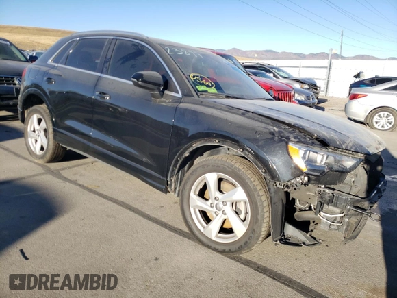 2019 Audi Q3 Premium with VIN WA1AECF32K1076724, listed as a Copart auction lot 63577832 with 32,644 mi miles. Bid and sale history available at carsss.com. Image 1.