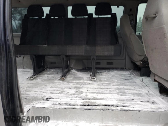1999 Ford Econoline Passenger XL with VIN 1FBSS31LXXHB92928, listed as a Copart auction lot 75139564 with 192,037 mi miles and Clean Title. Bid and sale history available at DreamBid. Image 11.