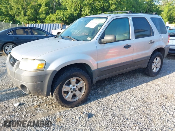 2006 Ford Escape XLT with VIN 1FMYU93156KD26045, listed as a IAAI auction lot 42503718 with 141,738 mi miles and . Bid and sale history available at DreamBid. Image 2.