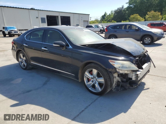 2011 Lexus LS 460 z VIN JTHBL5EF2B5105203, wystawiony jako Copart lot #53115005 z przebiegiem 171 056 mil mil oraz Szkoda całkowita • Salvage title. Historia ofert i sprzedaży dostępna na DreamBid. Obrazek 4.