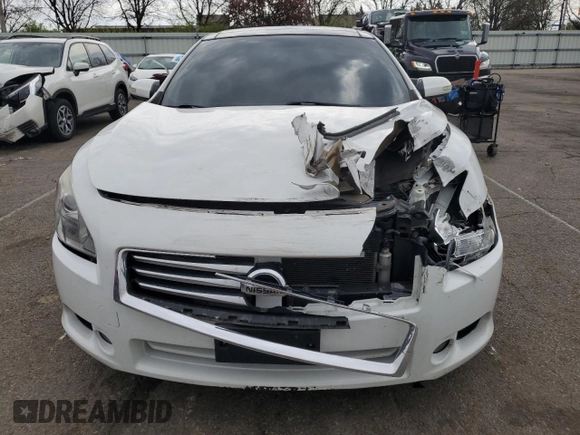 2014 Nissan Maxima SV with VIN 1N4AA5AP2EC498224, listed as a Copart auction lot 52501575 with 97,980 mi miles and Salvage Title. Bid and sale history available at DreamBid. Image 5.