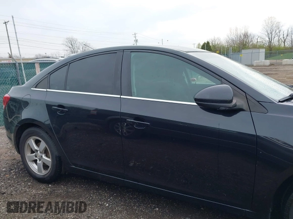 2016 Chevrolet Cruze Limited LT with VIN 1G1PE5SB2G7198568, listed as a IAAI auction lot 42011135 with 130,624 mi miles. Bid and sale history available at carsss.com. Image 14.