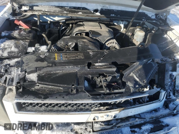 2011 Chevrolet Suburban LS with VIN 1GNSCHE08BR164898, listed as a Copart auction lot 41535965 with 199,649 mi miles and Salvage Title. Bid and sale history available at carsss.com. Image 13.