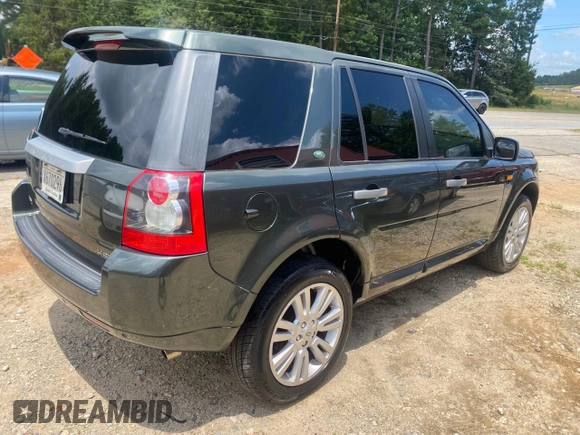 2009 Land Rover LR2 HSE with VIN SALFR24NX9H121417, listed as a Copart auction lot 64680035 with 200,718 mi miles and Clean title. Bid and sale history available at DreamBid. Image 4.