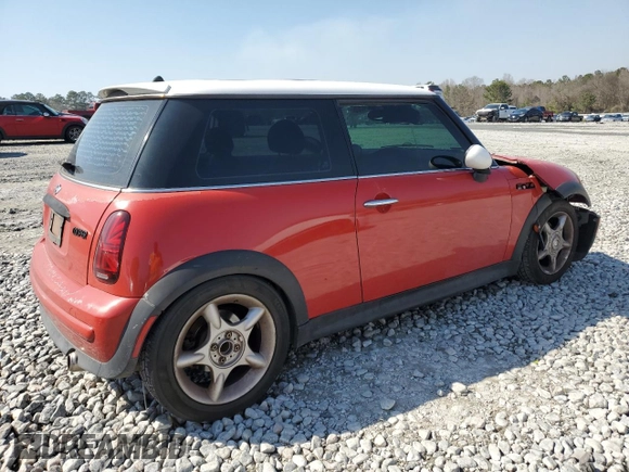 2004 MINI Hardtop with VIN WMWRC33484TJ53757, listed as a Copart auction lot 48534305 with 166,771 mi miles and Salvage Title. Bid and sale history available at DreamBid. Image 3.