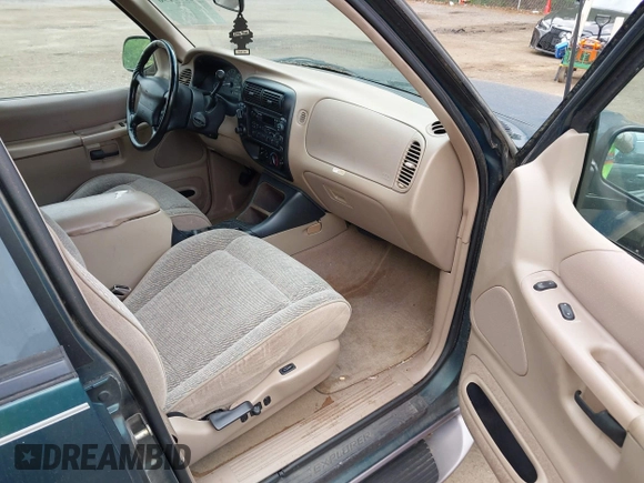 1997 Ford Explorer XL with VIN 1FMDU34X8VUC13188, listed as a IAAI auction lot 42199196 with 85,653 mi miles and . Bid and sale history available at DreamBid. Image 5.
