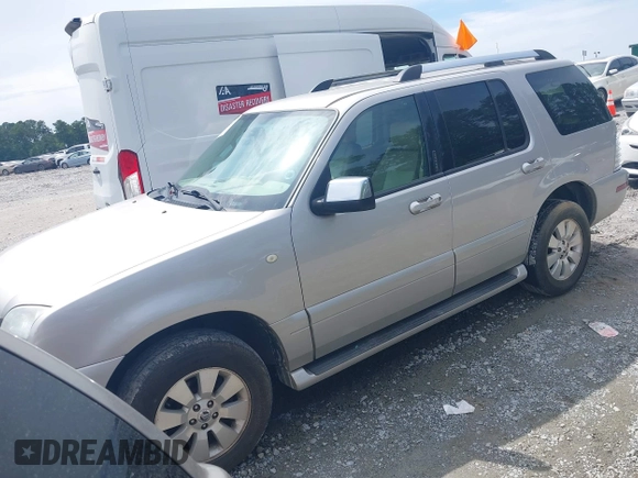 2006 Mercury Mountaineer Premier with VIN 4M2EU38806UJ14095, listed as a IAAI auction lot 42543401 with 219,868 mi miles and . Bid and sale history available at DreamBid. Image 2.
