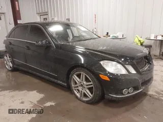 2010 Mercedes-Benz E 550 Luxury with VIN WDDHF7CB9AA049027, listed as a IAAI auction lot 41580437 with 161,184 mi miles and . Bid and sale history available at DreamBid. Image 1.