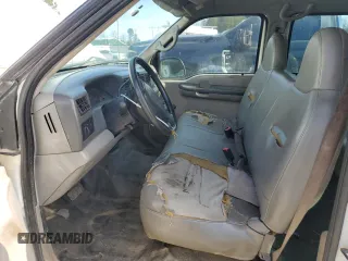 2001 Ford F-350 XL with VIN 1FTSW30L21EB93260, listed as a Copart auction lot 45002565 with 307,878 mi miles and Salvage Title. Bid and sale history available at DreamBid. Image 7.