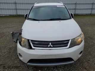 2008 Mitsubishi Outlander XLS with VIN JA4MT41X98Z013486, listed as a Copart auction lot 44634955 with 146,162 mi miles and Salvage Title. Bid and sale history available at carsss.com. Image 5.