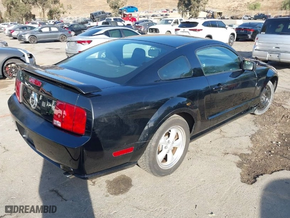 2008 Ford Mustang GT Deluxe with VIN 1ZVHT82H385147226, listed as a IAAI auction lot 41258469 with NaN miles. Bid and sale history available at carsss.com. Image 4.