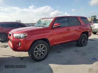 2016 Toyota 4Runner SR5 with VIN JTEZU5JRXG5140958, listed as a Copart auction lot 60661655 with 117,188 mi miles and Salvage title. Bid and sale history available at DreamBid. Image 1.