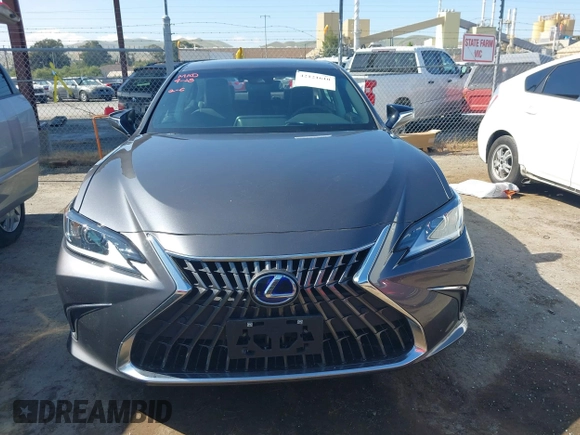 2022 Lexus ES 300h with VIN 58ADA1C15NU026266, listed as a IAAI auction lot 42121610 with 18,059 mi miles and . Bid and sale history available at DreamBid. Image 12.