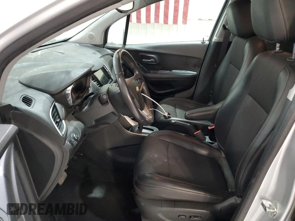 2019 Chevrolet Trax LT with VIN KL7CJPSB8KB932596, listed as a Copart auction lot 54541155 with 67,752 mi miles and Salvage Title. Bid and sale history available at carsss.com. Image 7.