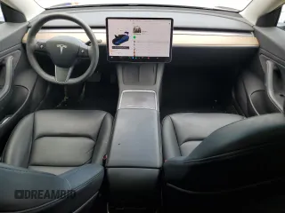 2021 Tesla Model 3 Long Range z VIN 5YJ3E1EB7MF906605, wystawiony jako Copart lot #55214665 z przebiegiem 101 182 mil mil oraz Szkoda całkowita • Salvage title. Historia ofert i sprzedaży dostępna na DreamBid. Obrazek 8.