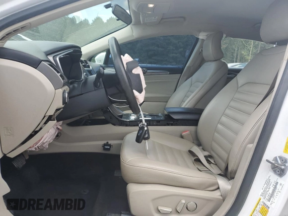 2017 Ford Fusion SE с VIN 3FA6P0H76HR279379, выставлен на аукционе Copart как лот 63052475 с пробегом 131 268 миль миль и Списание • Salvage title. История ставок и продаж доступна на DreamBid. Изображение 7.