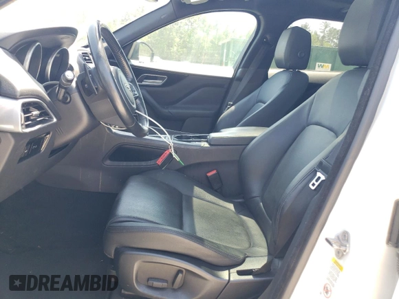 2017 Jaguar F-Pace 35t Premium with VIN SADCJ2BV0HA899581, listed as a Copart auction lot 53705865 with 91,924 mi miles and Salvage title. Bid and sale history available at DreamBid. Image 7.