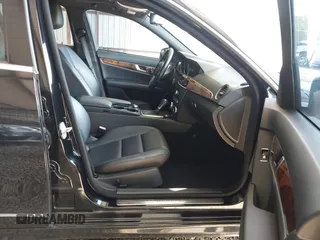 2012 Mercedes-Benz C 250 Sport с VIN WDDGF4HB4CR221410, выставлен на аукционе IAAI как лот 42030206 с пробегом 184 007 миль миль и . История ставок и продаж доступна на DreamBid. Изображение 5.
