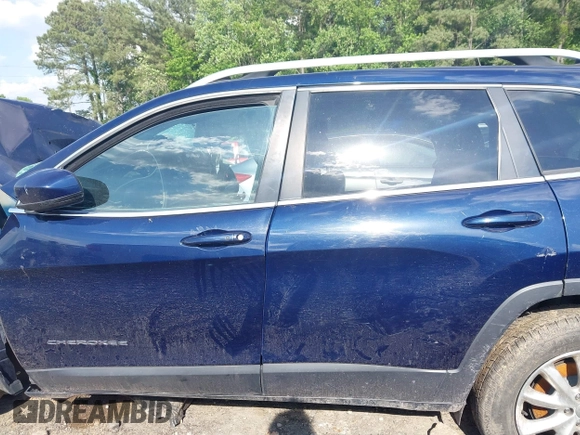 2016 Jeep Cherokee Limited with VIN 1C4PJMDB7GW181409, listed as a IAAI auction lot 42163196 with Not provided miles and . Bid and sale history available at DreamBid. Image 14.
