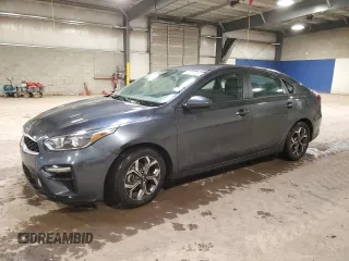 2021 Kia Forte LXS z VIN 3KPF24ADXME306116, wystawiony jako Copart lot #45655815 z przebiegiem 92 896 mil mil oraz Czysty tytuł • Clean title. Historia ofert i sprzedaży dostępna na DreamBid. Obrazek 1.