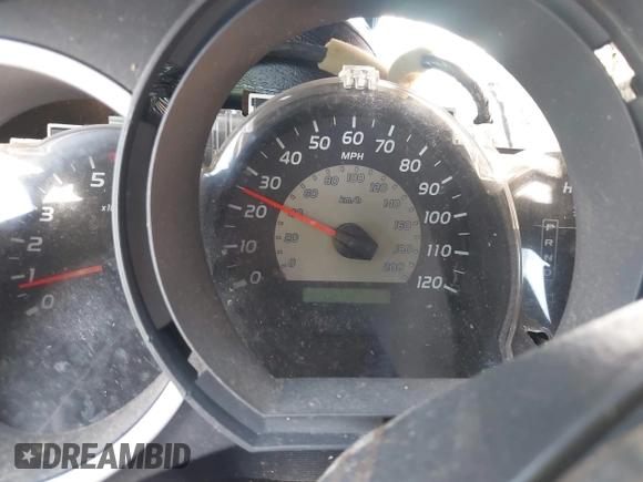 2007 Toyota Tacoma with VIN 3TMLU42N67M011352, listed as a IAAI auction lot 42572613 with Not provided miles and . Bid and sale history available at DreamBid. Image 7.