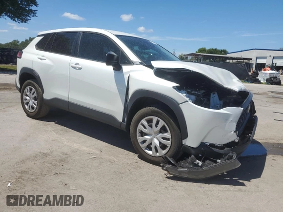 2022 Toyota Corolla Cross L with VIN 7MUAAAAG6NV028639, listed as a Copart auction lot 61252535 with 25,583 mi miles and Non repairable. Bid and sale history available at DreamBid. Image 4.