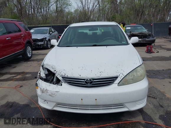 2006 Toyota Camry STD with VIN 4T1BE32K26U746232, listed as a IAAI auction lot 41946093 with 131,185 mi miles. Bid and sale history available at carsss.com. Image 6.