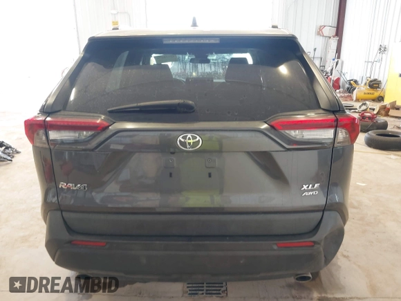 2019 Toyota RAV4 XLE with VIN 2T3P1RFV8KW057323, listed as a IAAI auction lot 42510231 with 59,003 mi miles and . Bid and sale history available at DreamBid. Image 17.