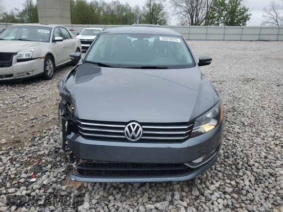 2015 Volkswagen Passat Wolfsburg Edition with VIN 1VWAT7A30FC117692, listed as a Copart auction lot 55518375 with 126,724 mi miles and Clean title. Bid and sale history available at DreamBid. Image 5.