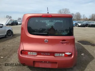 2010 Nissan Cube S z VIN JN8AZ2KR3AT168494, wystawiony jako Copart lot #49542155 z przebiegiem 96 675 mil mil oraz Szkoda całkowita • Salvage title. Historia ofert i sprzedaży dostępna na DreamBid. Obrazek 6.