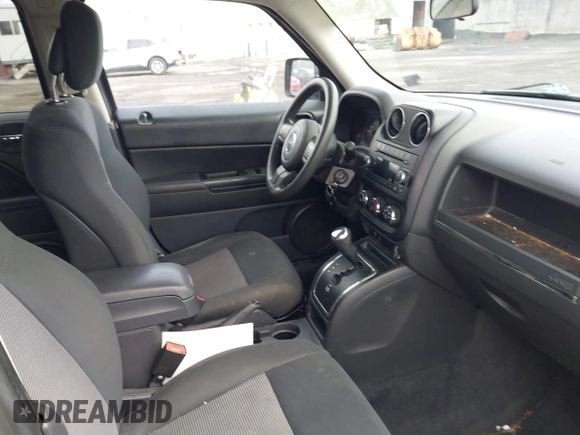 2012 Jeep Patriot Sport with VIN 1C4NJRBB7CD638376, listed as a IAAI auction lot 42026462 with 179,366 mi miles. Bid and sale history available at carsss.com. Image 5.