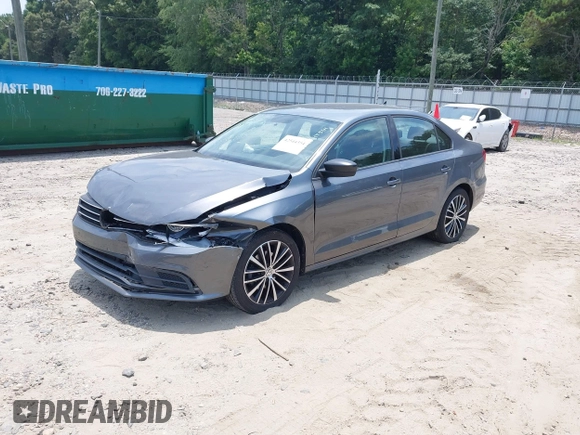 2015 Volkswagen Jetta SE with VIN 3VWD07AJ4FM353782, listed as a IAAI auction lot 42544354 with 195,457 mi miles and . Bid and sale history available at DreamBid. Image 2.
