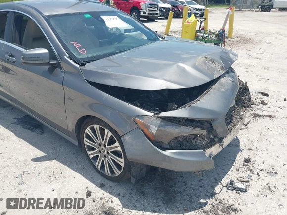 2018 Mercedes-Benz CLA 250 с VIN WDDSJ4EB0JN616444, выставлен на аукционе IAAI как лот 42479517 с пробегом 86 989 миль миль и . История ставок и продаж доступна на DreamBid. Изображение 17.