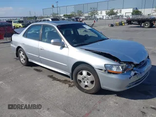 2001 Honda Accord EX с VIN 1HGCG16501A013183, выставлен на аукционе IAAI как лот 42507773 с пробегом 190 600 миль миль и . История ставок и продаж доступна на DreamBid. Изображение 1.
