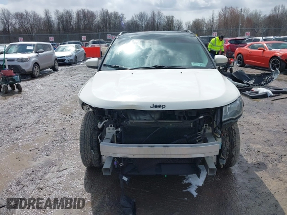 2018 Jeep Compass Latitude с VIN 3C4NJDBB1JT453265, выставлен на аукционе IAAI как лот 41987202 с пробегом 65 531 миль миль и . История ставок и продаж доступна на DreamBid. Изображение 6.