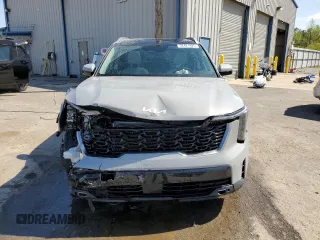 2025 Kia Sorento S z VIN 5XYRL4JC4SG321227, wystawiony jako Copart lot #52421925 z przebiegiem 14 351 mil mil oraz Szkoda całkowita • Salvage title. Historia ofert i sprzedaży dostępna na DreamBid. Obrazek 5.