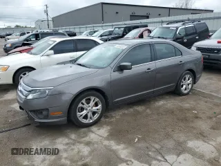 2012 Ford Fusion SE z VIN 3FAHP0HAXCR256202, wystawiony jako Copart lot #54301795 z przebiegiem 235 221 mil mil oraz Nie do naprawy • Non repairable. Historia ofert i sprzedaży dostępna na DreamBid. Obrazek 1.