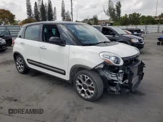2014 FIAT 500L Trekking with VIN ZFBCFADH2EZ019009, listed as a Copart auction lot 50581325 with 61,745 mi miles and Salvage Title. Bid and sale history available at DreamBid. Image 4.