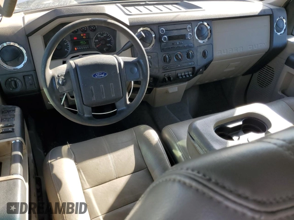 2010 Ford F-250 XL with VIN 1FTSW2BR8AEA98486, listed as a Copart auction lot 81964114 with 240,827 mi miles and Salvage title. Bid and sale history available at DreamBid. Image 8.
