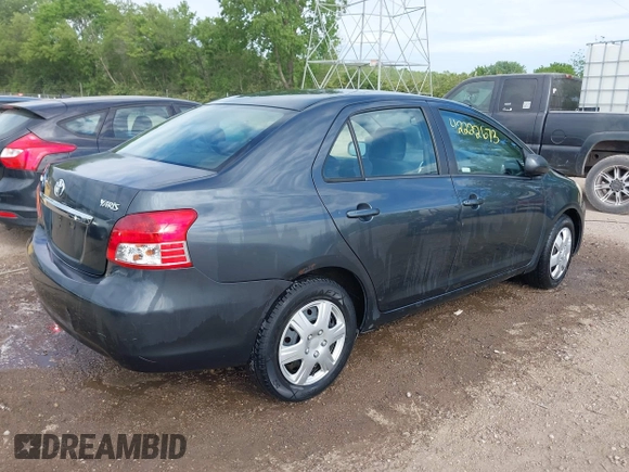 2008 Toyota Yaris z VIN JTDBT923084034729, wystawiony jako IAAI lot #42222673 z przebiegiem 169 007 mil mil oraz . Historia ofert i sprzedaży dostępna na DreamBid. Obrazek 4.