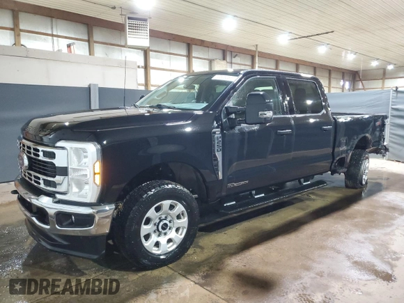 2024 Ford Super Duty F-250 SRW XL with VIN 1FT7W2BT7RED53643, listed as a Copart auction lot 53828085 with 36,514 mi miles and Clean Title. Bid and sale history available at carsss.com. Image 1.